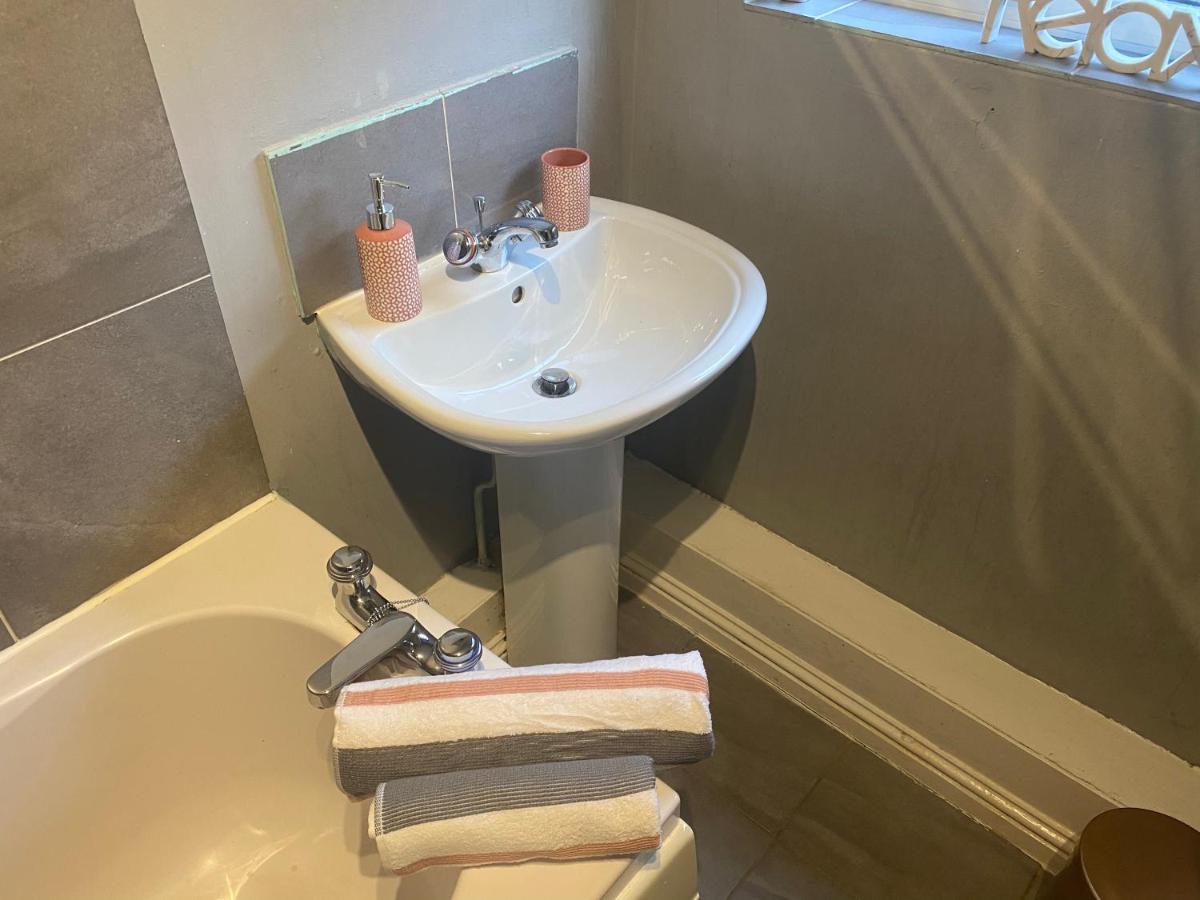Bambz Apartment 3 Manchester Zewnętrze zdjęcie